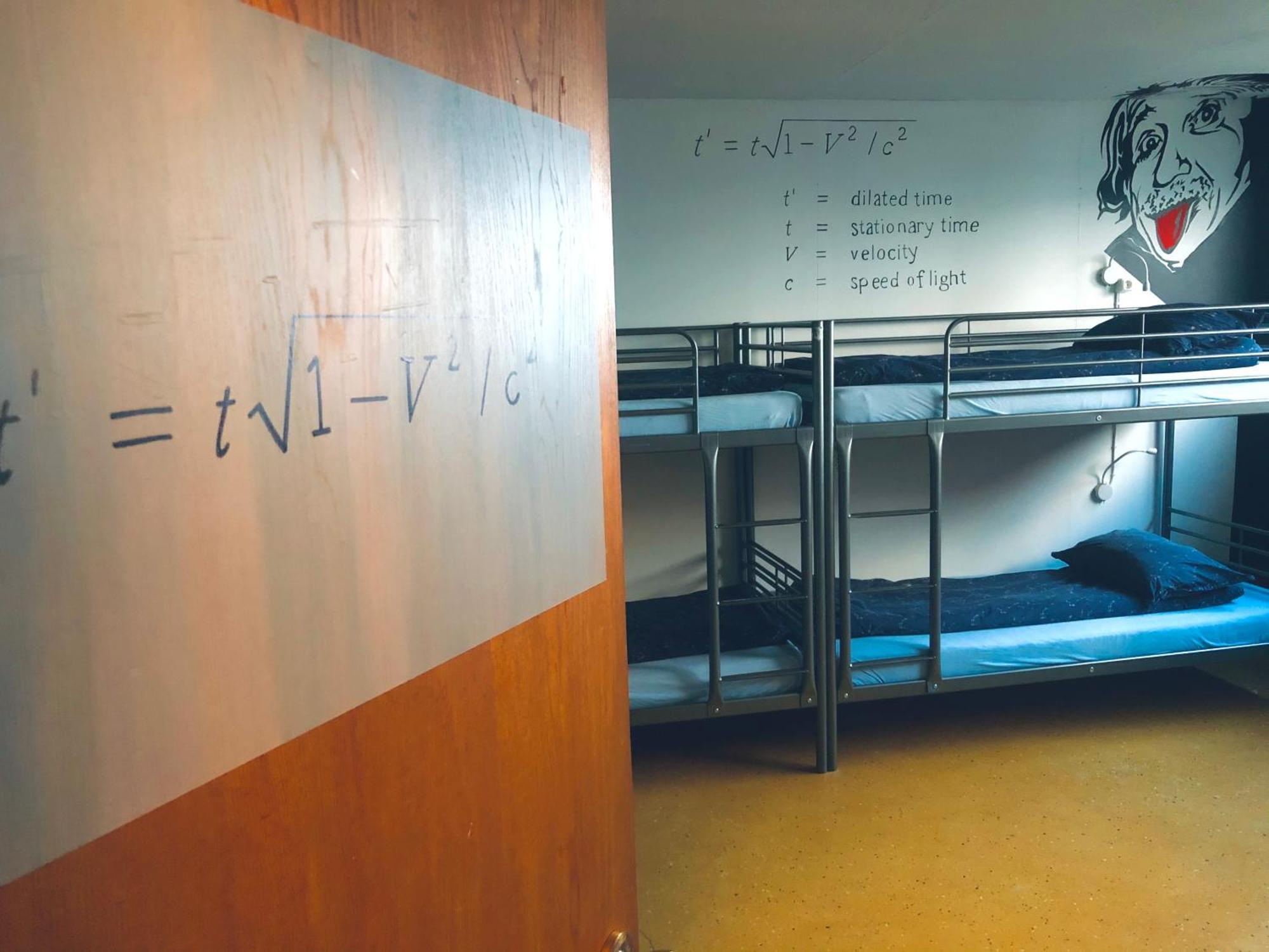 The Freezer Hostel & Culture Center Hellissandur Δωμάτιο φωτογραφία