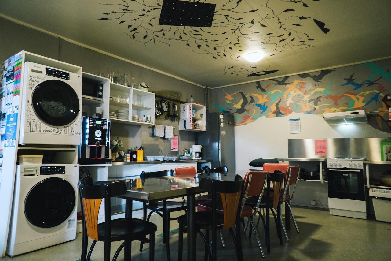 The Freezer Hostel & Culture Center Hellissandur Εξωτερικό φωτογραφία